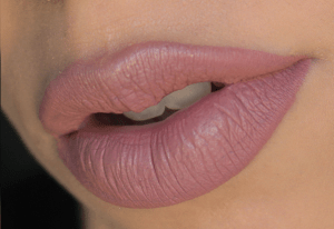 Lasplash smitten lip tint in charmed